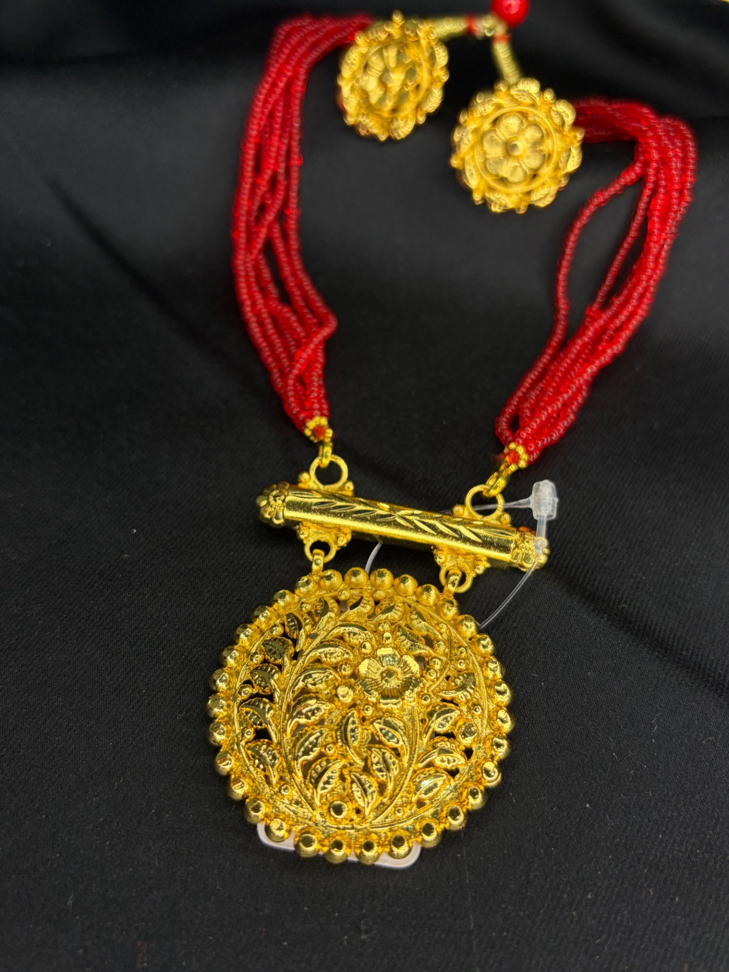 Round leaf pendant set