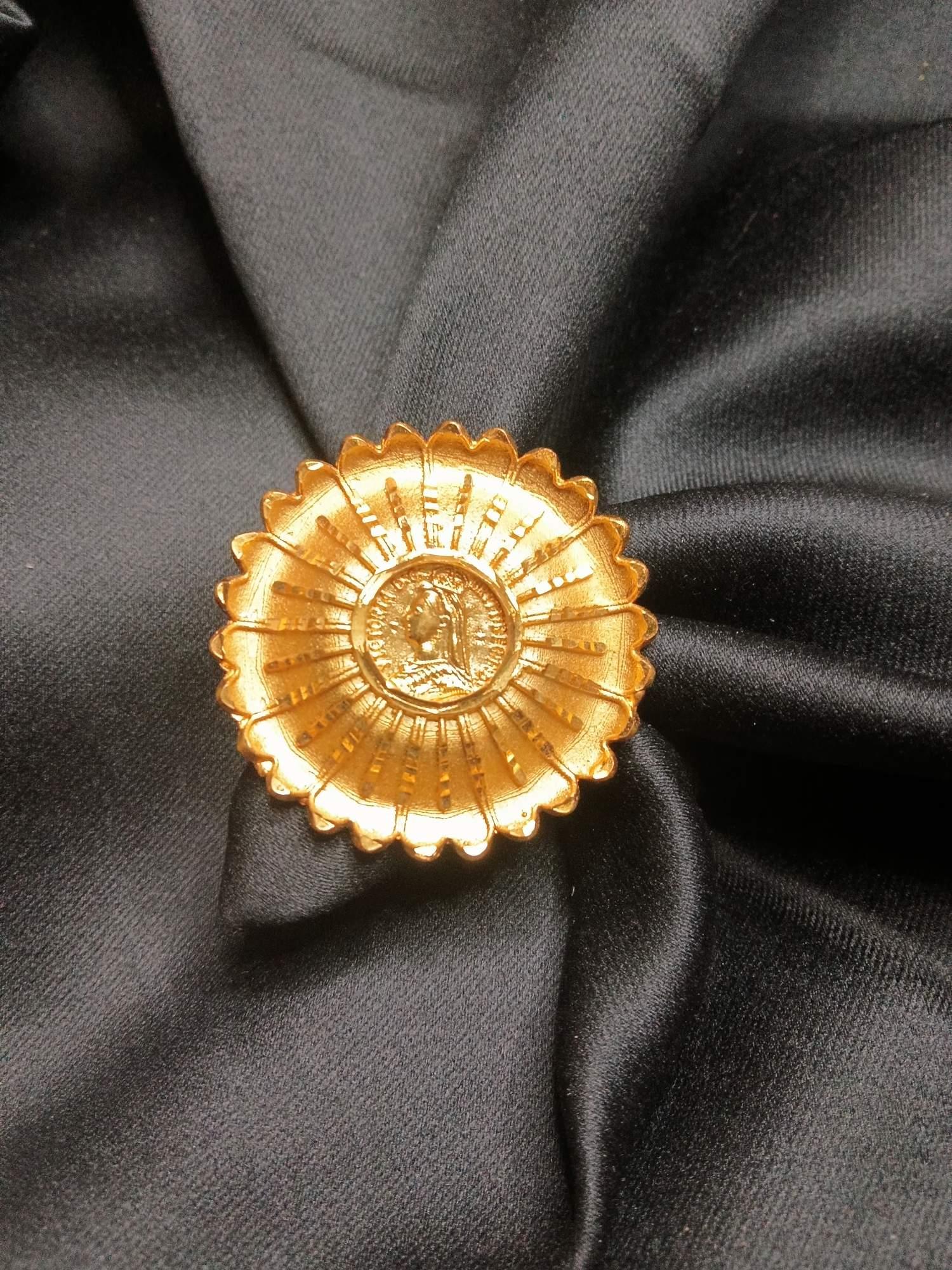 Gini Flower Ring