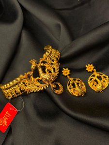 Mayur Choker Set