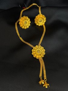 Shiuli tie chain