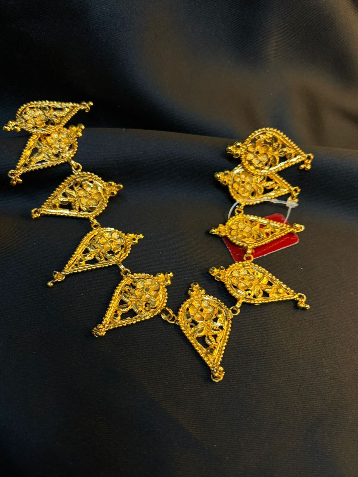 Sankha Necklace