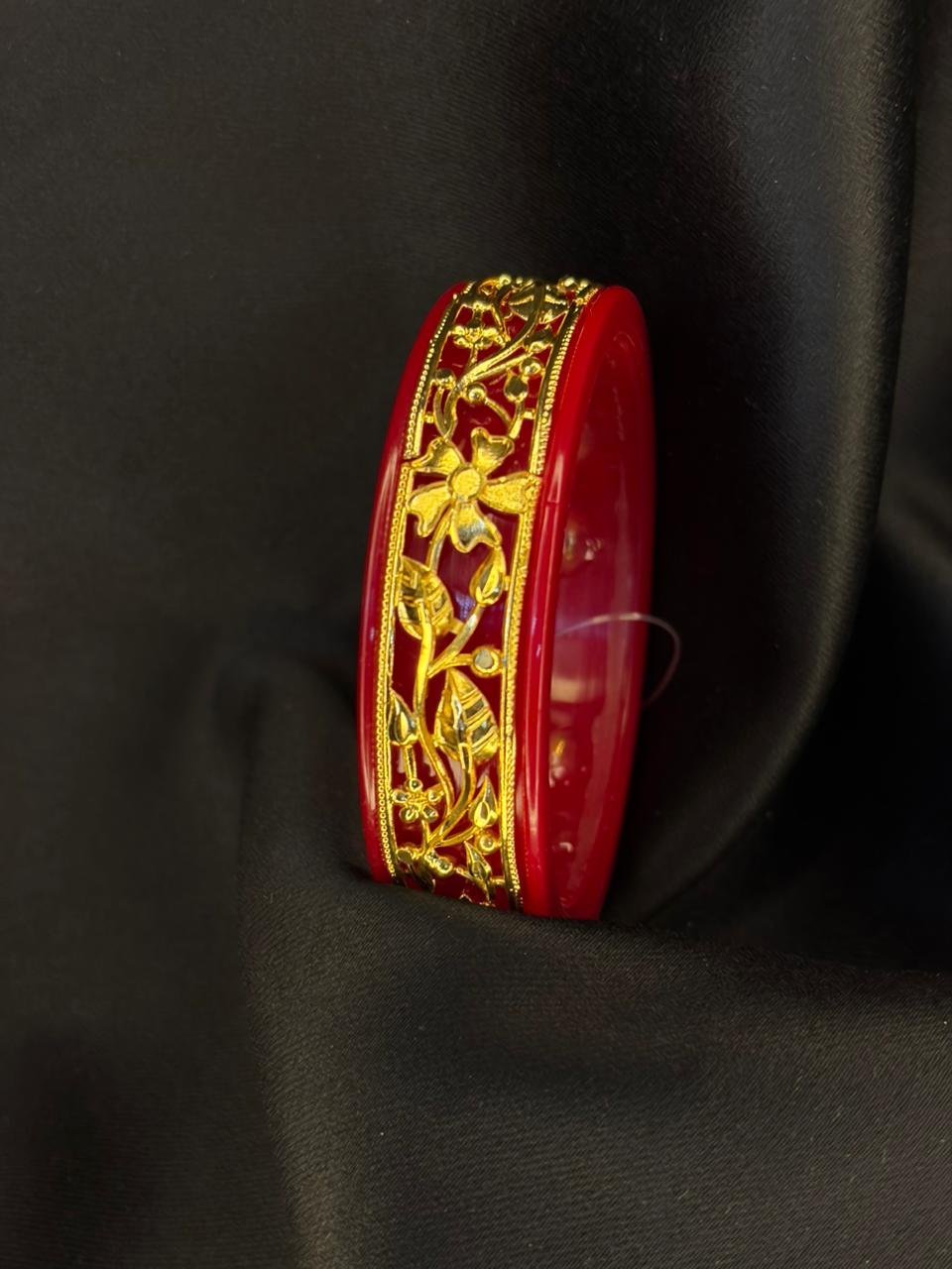 Gold Plated Flower Leaf Pola