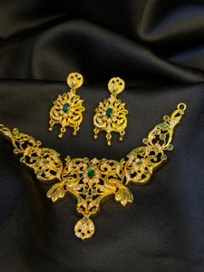 Sabeki jorowa necklace (green)