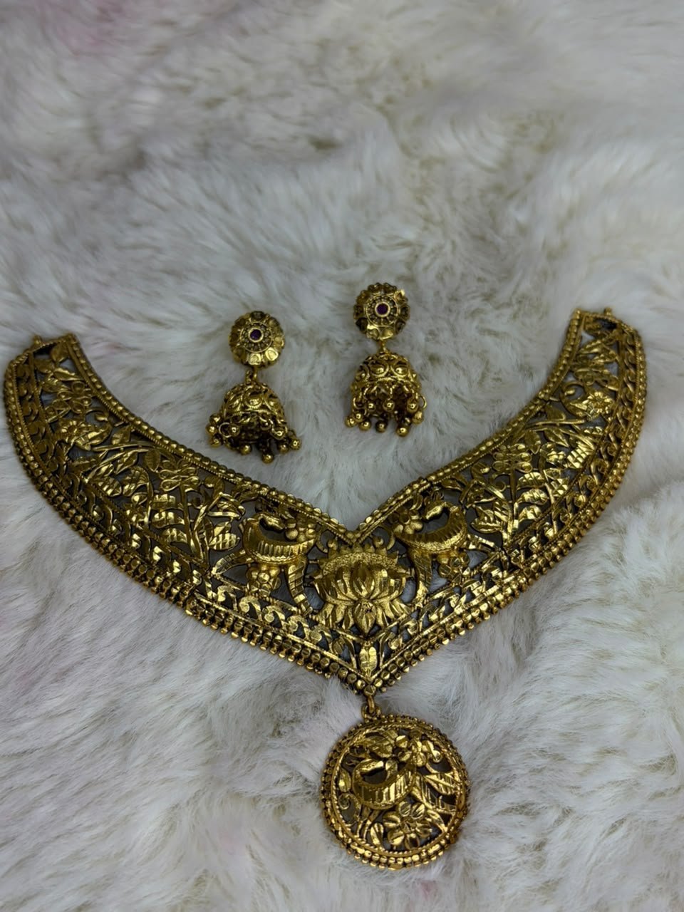 Small Mrigmayuri necklace (antique polish)