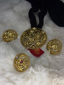 Round lotapata gol pendant (antique  set)