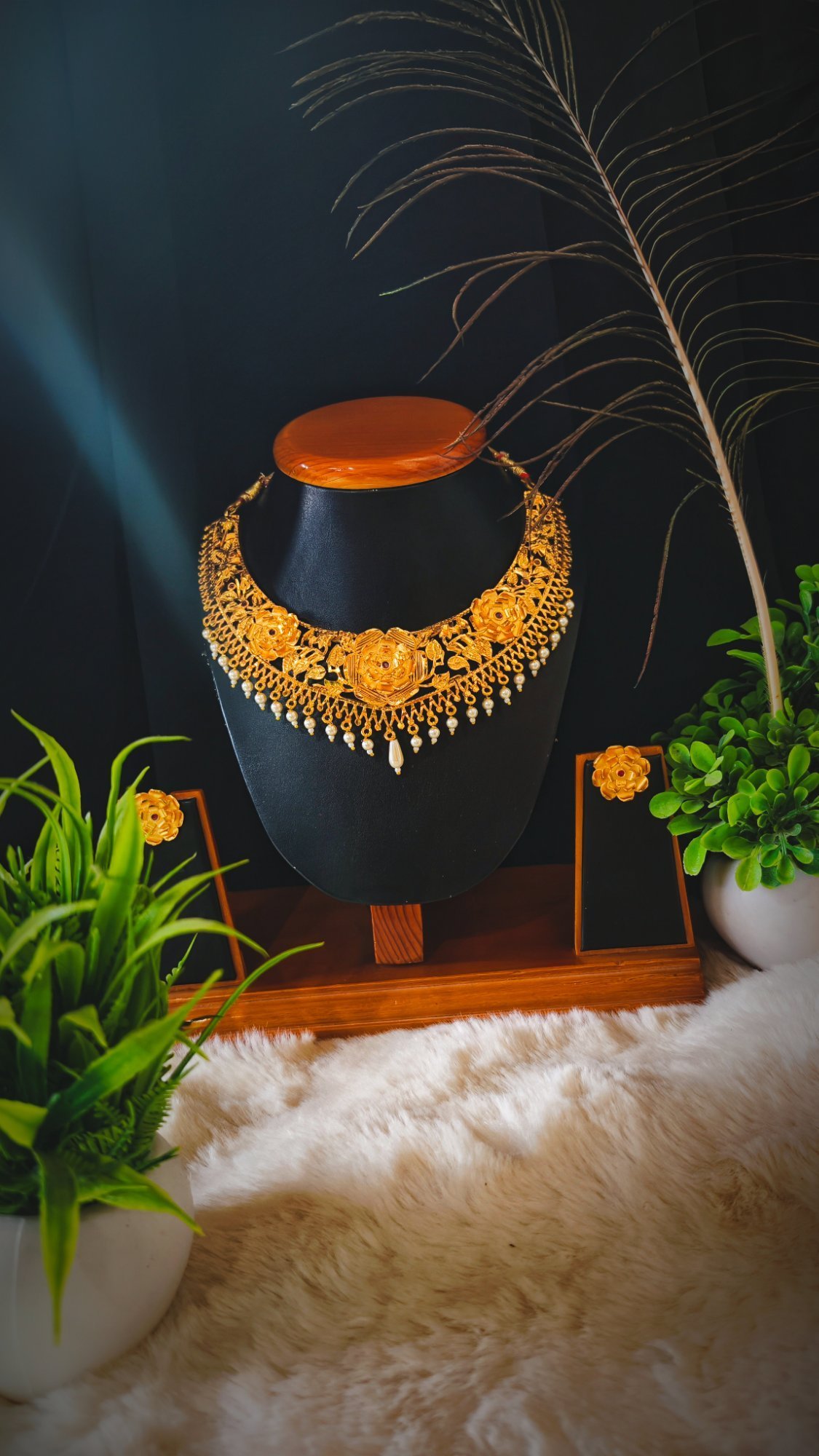 Golap necklace (small)