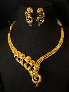 Mohini Hasuli Set