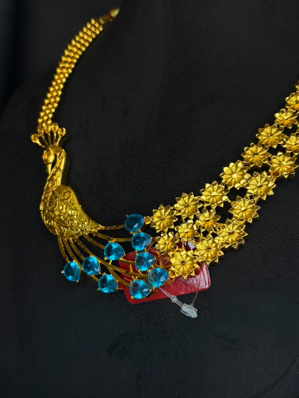 Peacock Blue Stone Medium Necklace