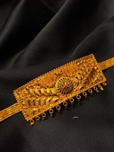 Rectangle belt Choker