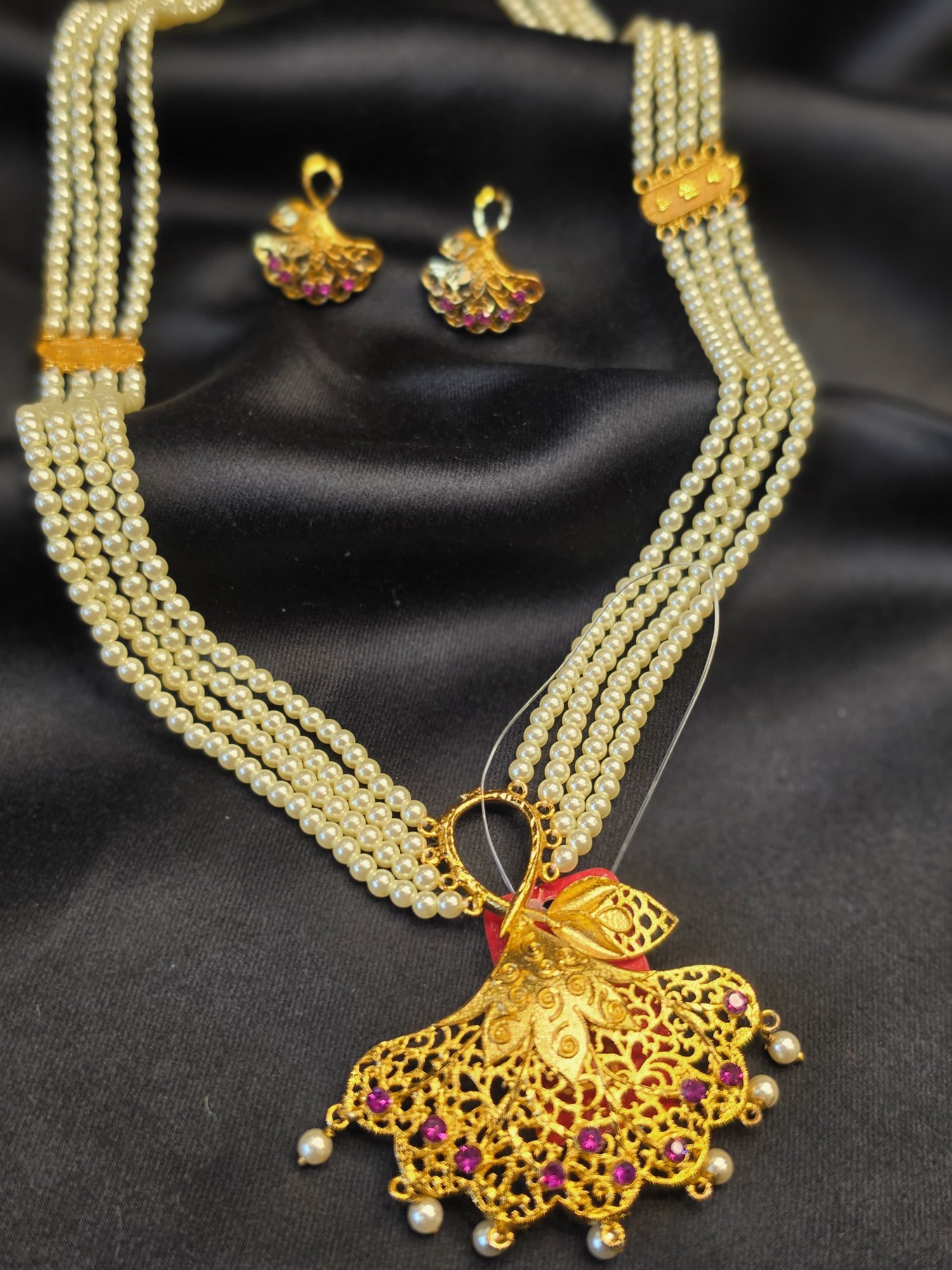 Stone setting Pearl Sitahar