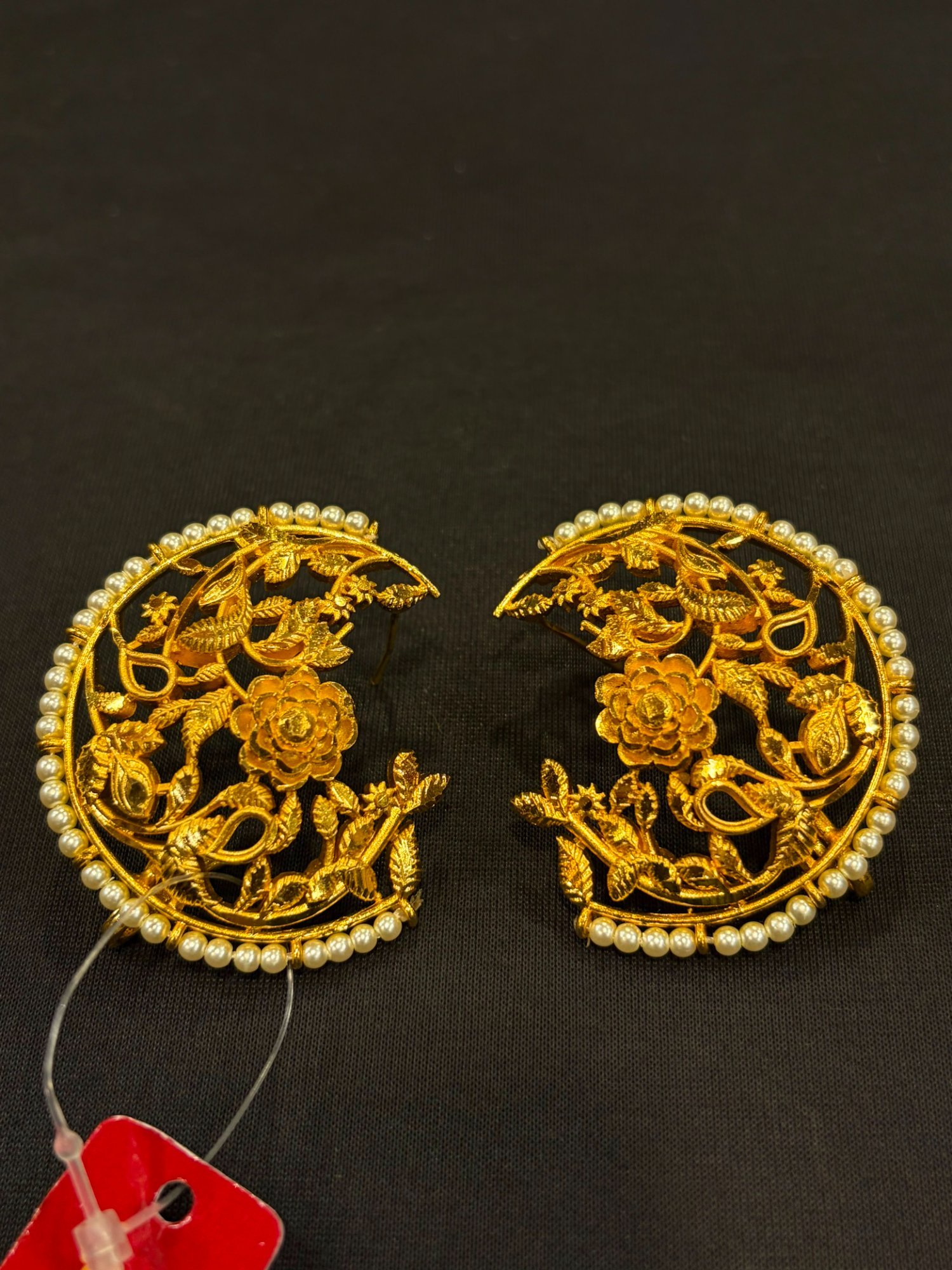 Pearl Tana Half Earring