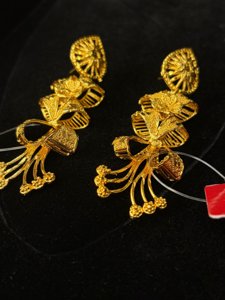 Bow Earring