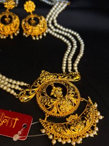Chandra Pushpa Necklace (without golden ball)