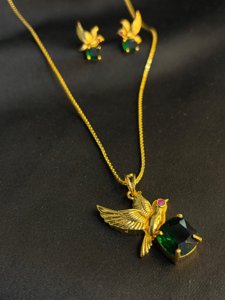 Phoenix bird pendant (green)