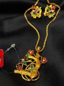 Tree Bird Mina Pendant