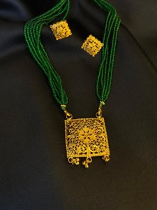 Jali Work Square Pendant Set