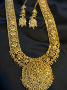 Rajkum long necklace (gold polish)
