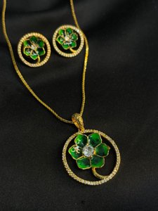Zenvia Bloom Pendant Set (Green)