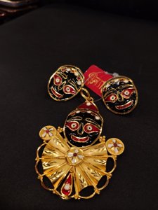 Pakha Jagannath Pendant Set