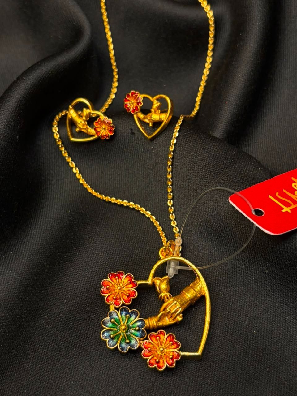 Floral Heart Pendant Set