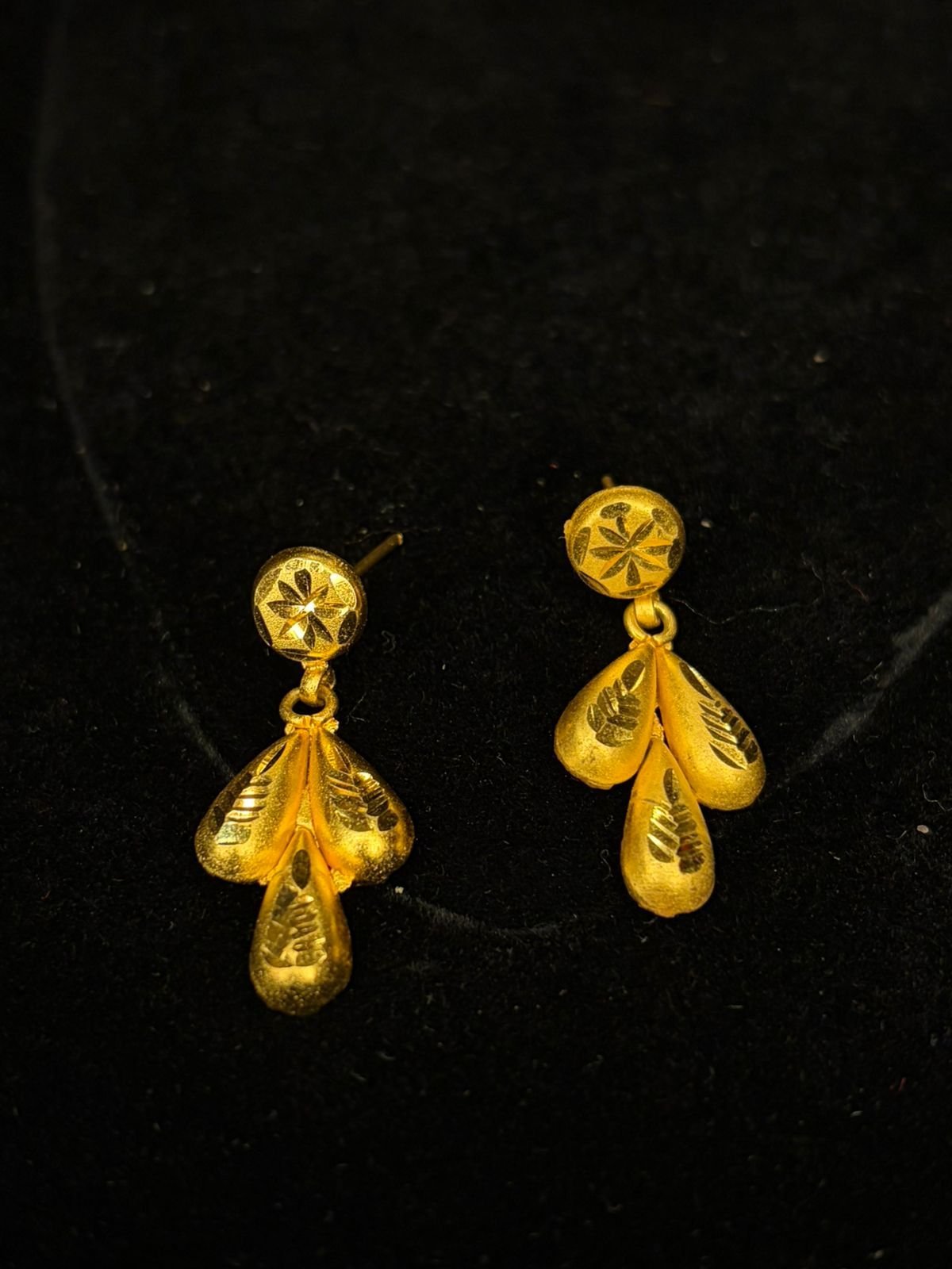 Ring Leaf Earring